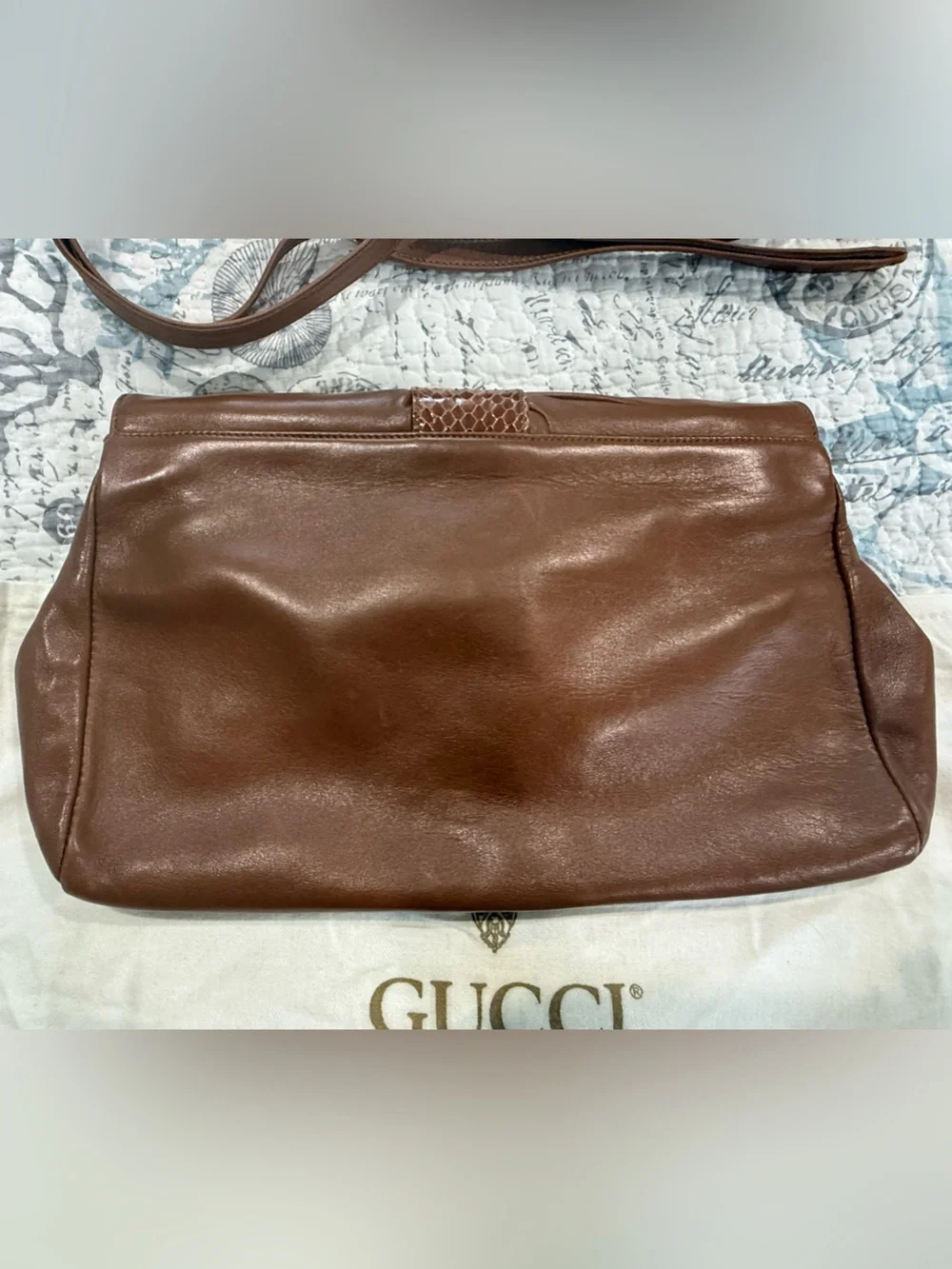 Vintage Gucci Cognac Brown Leather Crossbody Clutch with Textured Strap